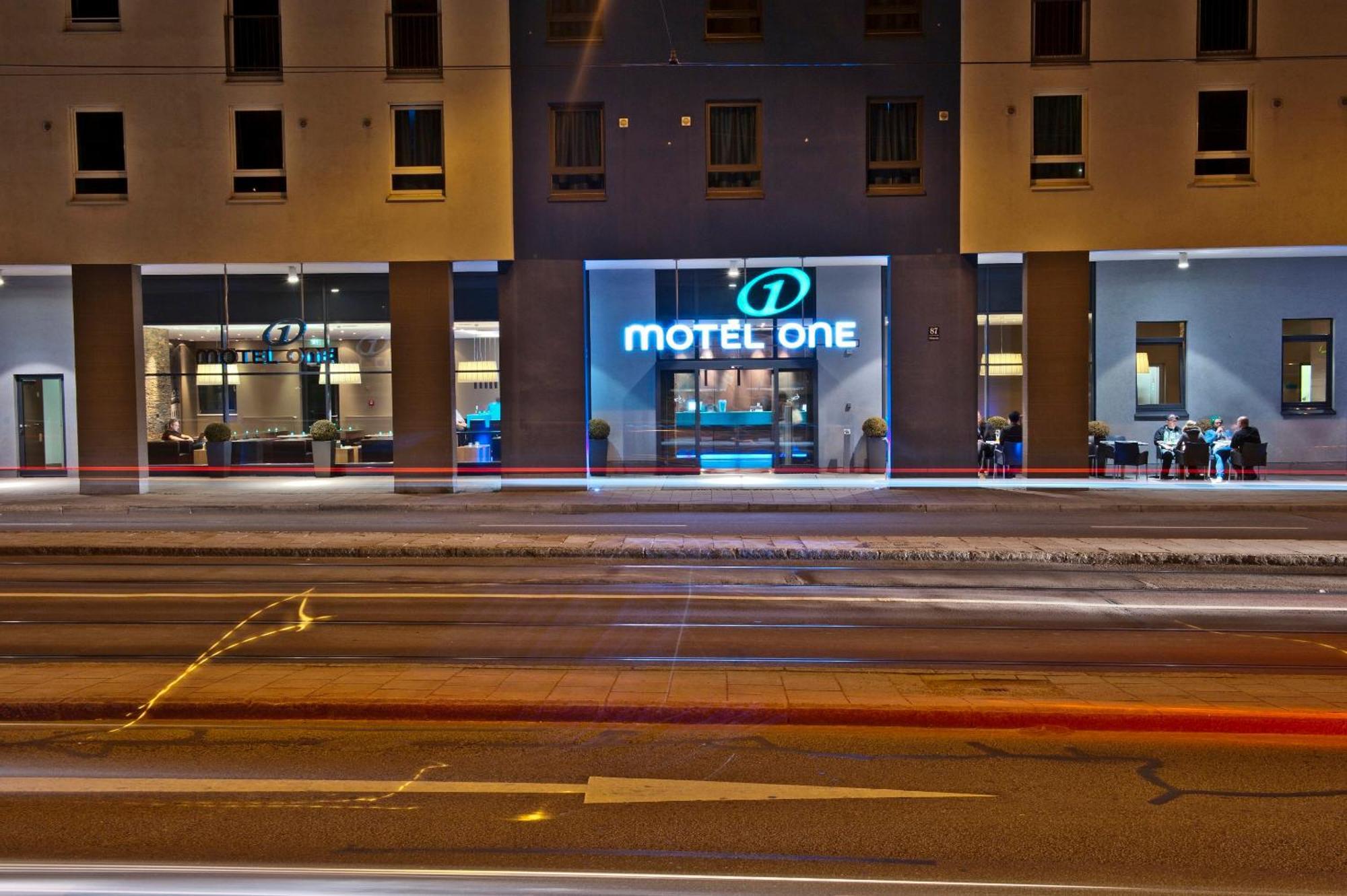 Motel One Muenchen-East Side Zewnętrze zdjęcie